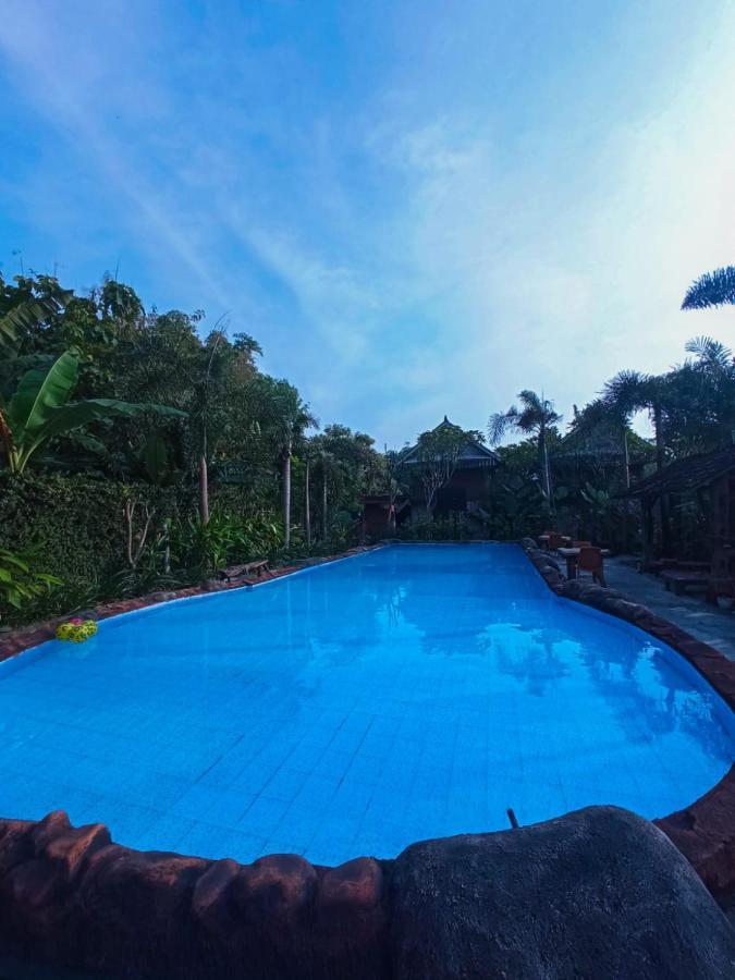 Kali Catur Resort Madiun Exterior photo